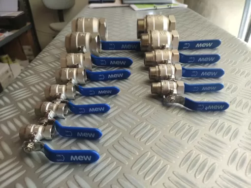 Vannes Poignée Plate 1