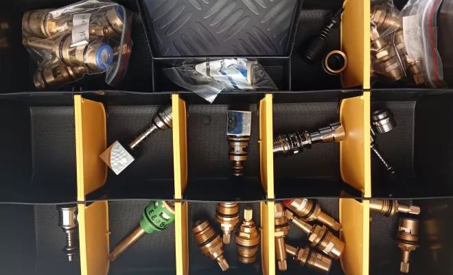 Pièces pour réparation de robinet chez RPS - Rodrigues Plomberie Systemes, Agen, RPS - Rodrigues Plomberie Systemes