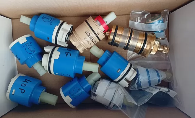 Pièces pour réparation de robinet chez RPS - Rodrigues Plomberie Systemes, Agen, RPS - Rodrigues Plomberie Systemes